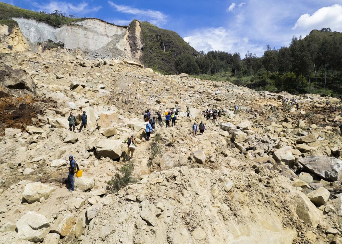 Archivo - Deslizamiento de tierra en mayo de 2024 en la localidad de Yambali, situada en la provincia de Enga, en Papúa Nueva Guinea (archivo)Europa Press/Contacto/Juho Valta - Archivo