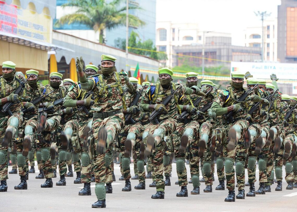 Archivo - Militares de Camerún durante un desfile en la capital, Yaundé, en mayo de 2024 (archivo)Europa Press/Contacto/Kepseu - Archivo