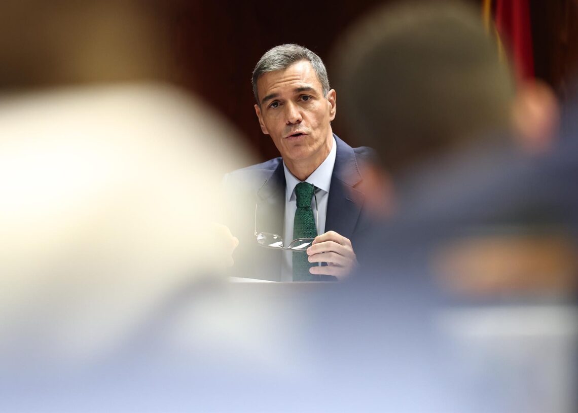 El presidente del Gobierno, Pedro Sánchez, durante la comisión de investigación sobre el 'caso Koldo', en el Senado, a 30 de octubre de 2025, en Madrid (España). Eduardo Parra - Europa Press