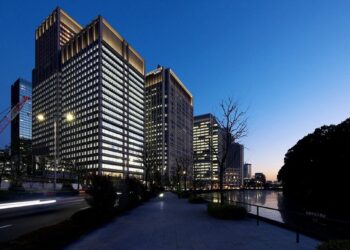 Archivo - El edificio Otemachi Park Building, localizado en Tokio (Japón).MITSUBISHI ESTATE - Archivo