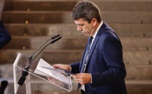 Todas las reacciones a la dimisión de Carlos Mazón como presidente de la Generalitat