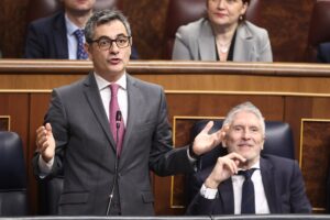 El Congreso cierra el plazo de enmiendas a la Ley de Protección de menores en red pese a la amenaza de Junts y la agitación de la industria