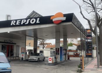 Una gasolinera de Repsol. Wikimedia Commons.