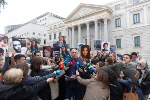 España carece de una ley estatal específica contra el acoso escolar pese a las demandas crecientes de familias de víctimas