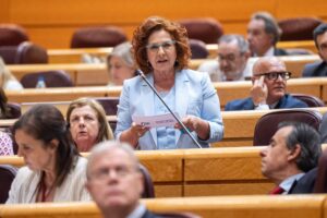 La Ley de atención a la clientela se la juega esta semana en el Senado