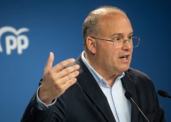 El secretario general del Partido Popular, Miguel Tellado, ofrece una rueda de prensa en la sede del PP, a 4 de octubre de 2025, en Madrid (España).Alejandro Martínez Vélez - Europa Press