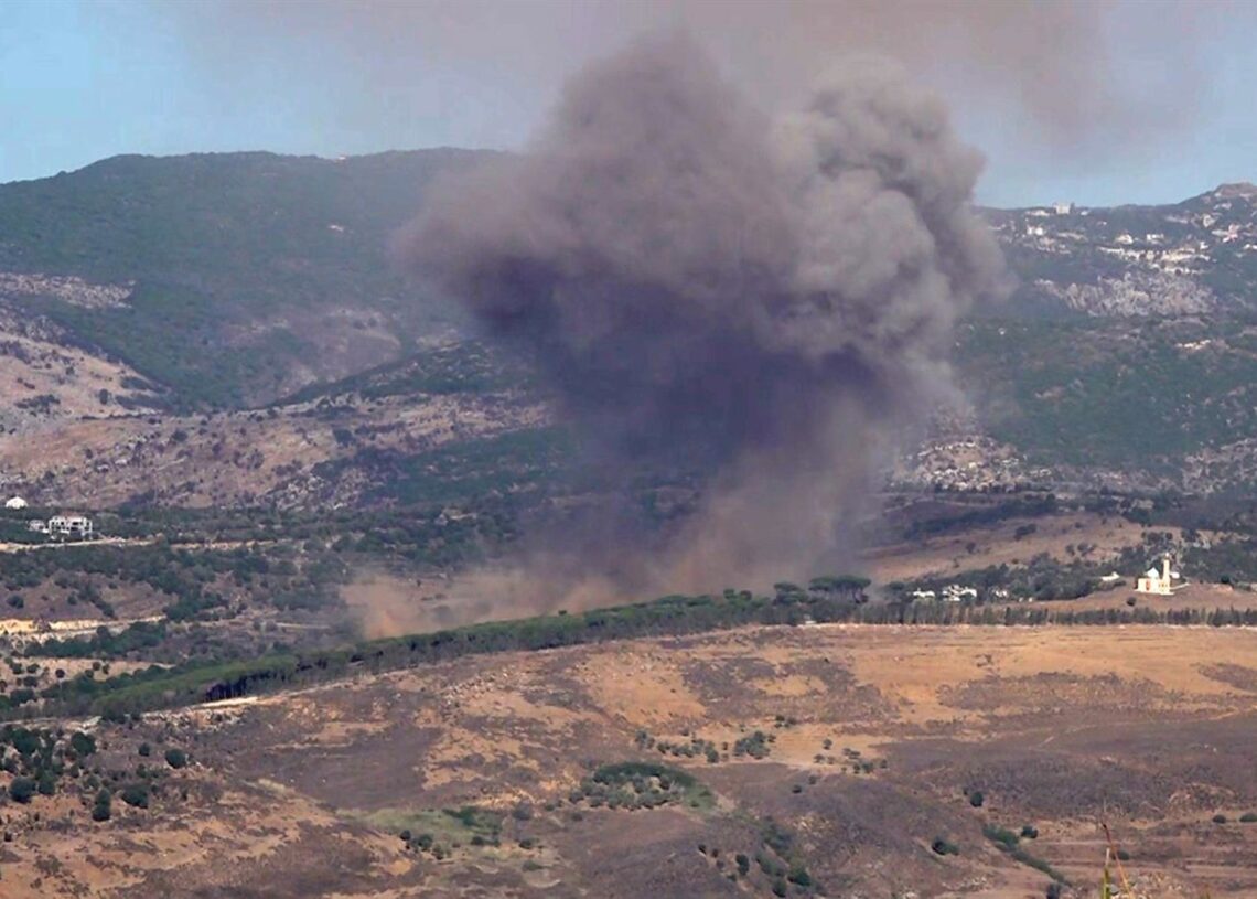 Imagen de archivo de un ataque israelí en Nabatiyé (Líbano)Europa Press/Contacto/Taher Abu Hamdan
