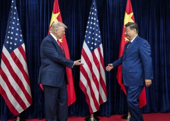 Donald Trump y Xi Jinping durante su cumbre del jueves en Busan (Corea del Sur) Europa Press/Contacto/Daniel Torok/White House