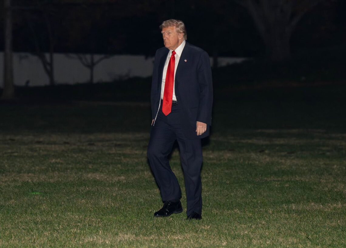 El presidente de Estados Unidos, Donald Trump, a su llegada a la Casa BlancaEuropa Press/Contacto/Joey Sussman