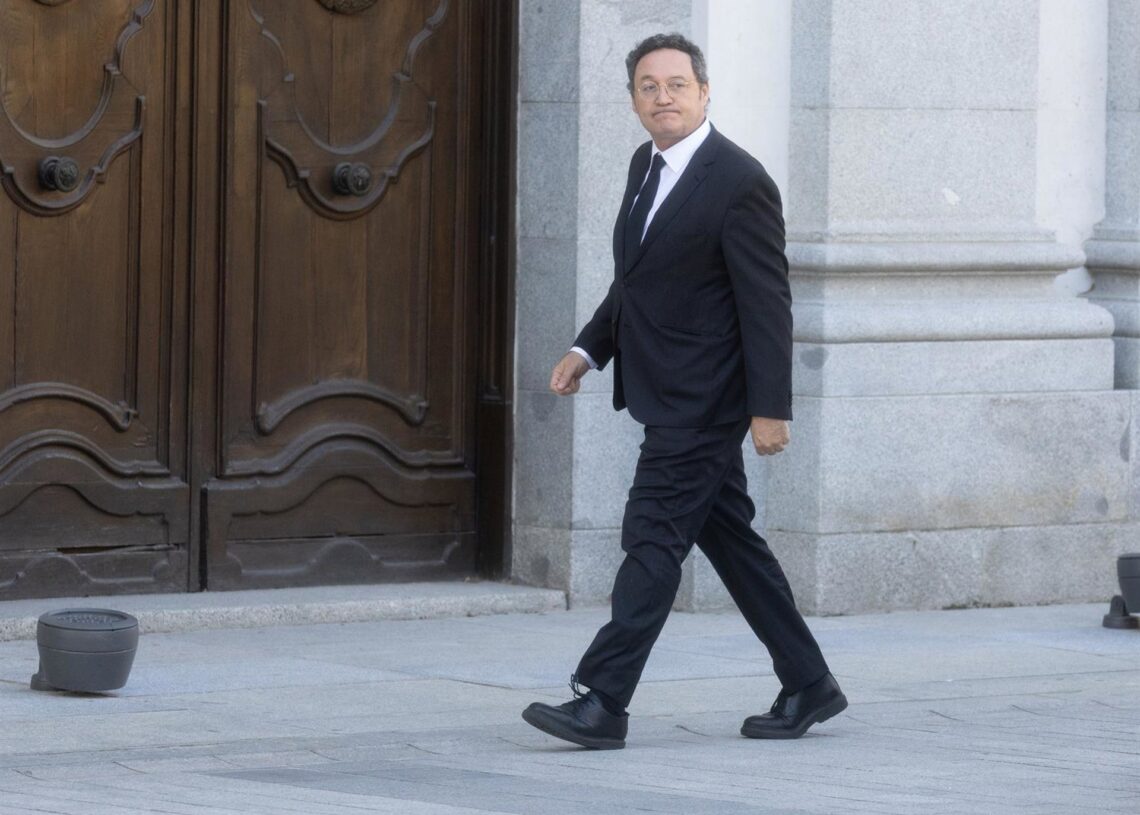El fiscal General del Estado, Álvaro García Ortiz, durante la primera jornada del juicio al fiscal general del Estado, Álvaro García Ortiz, en el Tribunal Supremo, a 3 de noviembre de 2025, en Madrid (España). Eduardo Parra - Europa Press