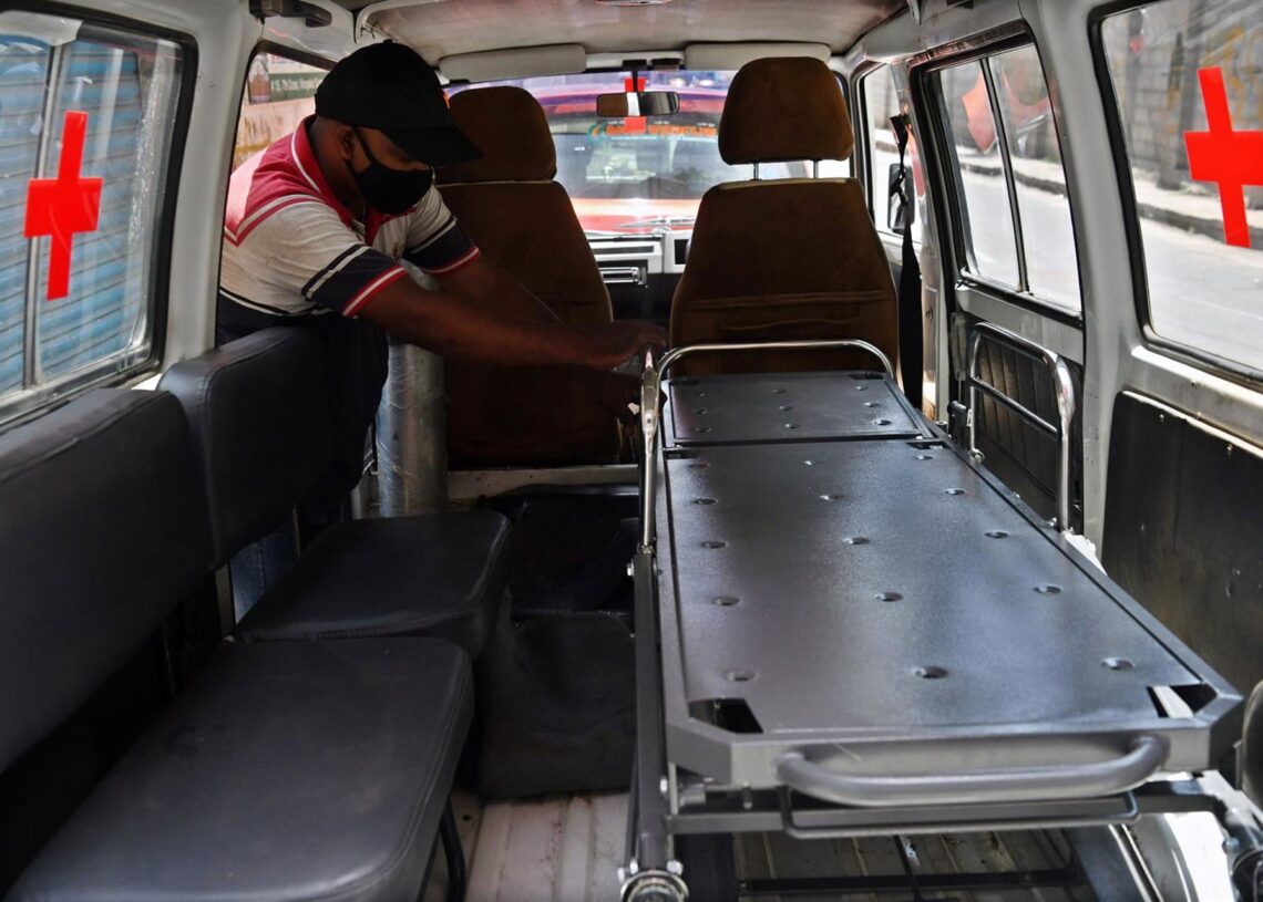 Archivo - Una ambulancia en India (archivo)MEGHANA SASTRY / ZUMA PRESS / CONTACTOPHOTO