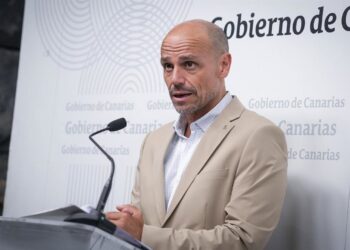 Archivo - El portavoz del Gobierno de Canarias, Alfonso Cabello, en rueda de prensaGOBIERNO DE CANARIAS - Archivo