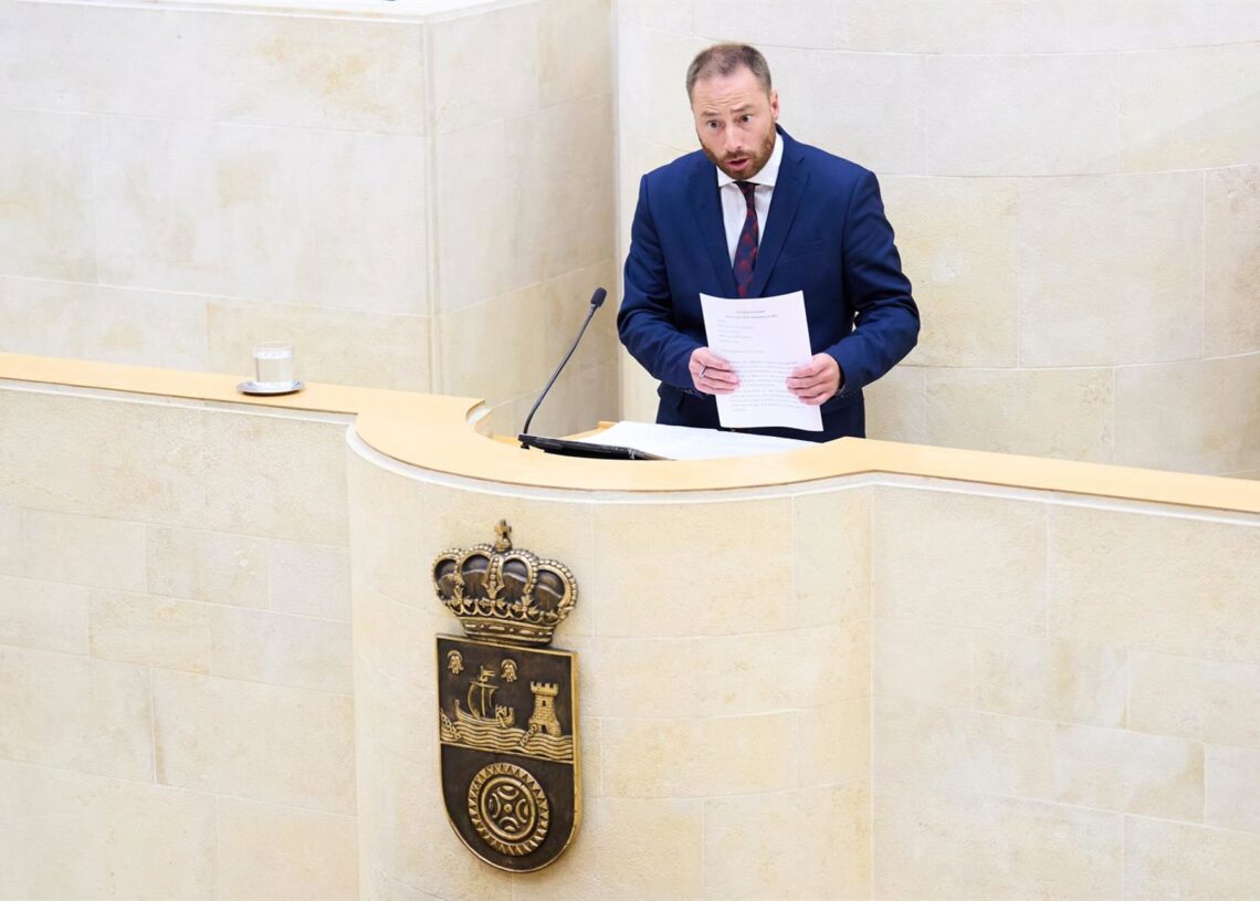 Archivo - El diputado del PSOE Jorge Gutiérrez Juanma Serrano - Europa Press - Archivo