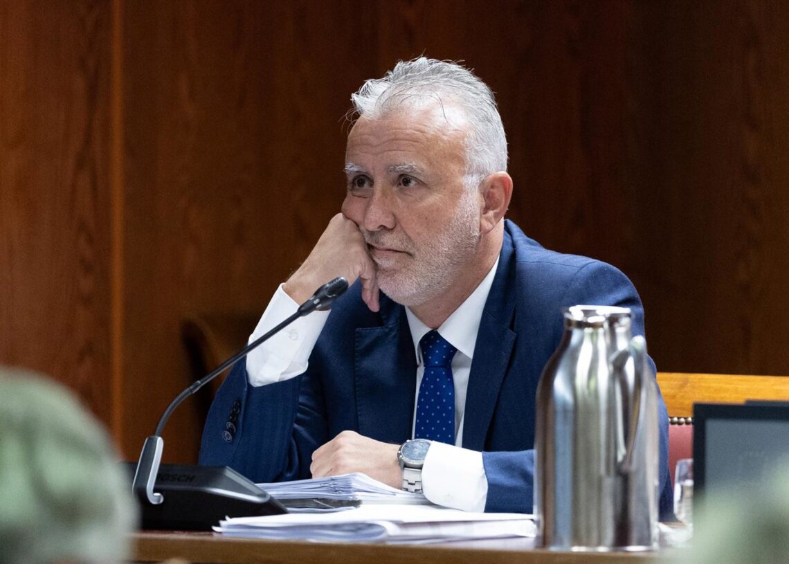 Archivo - El ministro de Política Territorial y Memoria Democrática, Ángel Víctor Torres, comparece ante la Comisión de Investigación sobre el ‘caso Koldo’, en el Senado, a 21 de enero de 2025, en Madrid (España). Eduardo Parra - Europa Press - Archivo