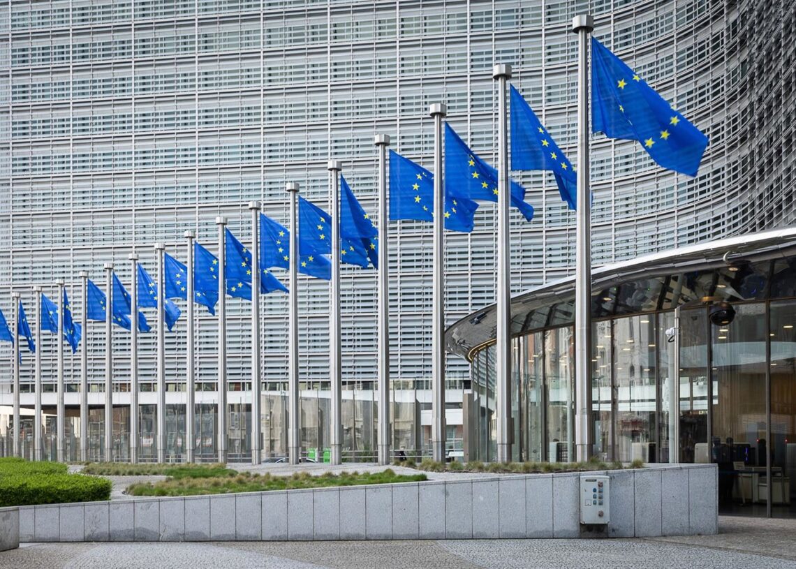 Archivo - Banderas de la UE en una imagen de archivo.JAMES ARTHUR GEKIERE / ZUMA PRESS / CONTACTOPHOTO