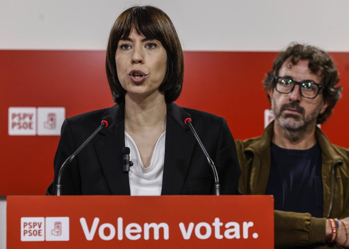 La ministra de Ciencia, Innovación y Universidad y secretaria general del PSPV-PSOE, Diana Morant, durante una reuda de prensa tras la Comisión Ejecutiva Nacional de los socialistas valencianos, a 3 de noviembre de 2025, en Valencia (España).Rober Solsona - Europa Press