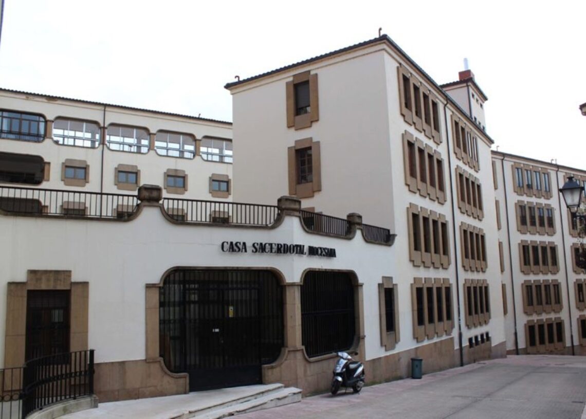 Archivo - Casa Sacerdotal Diocesana.ARZOBISPADO DE OVIEDO - Archivo