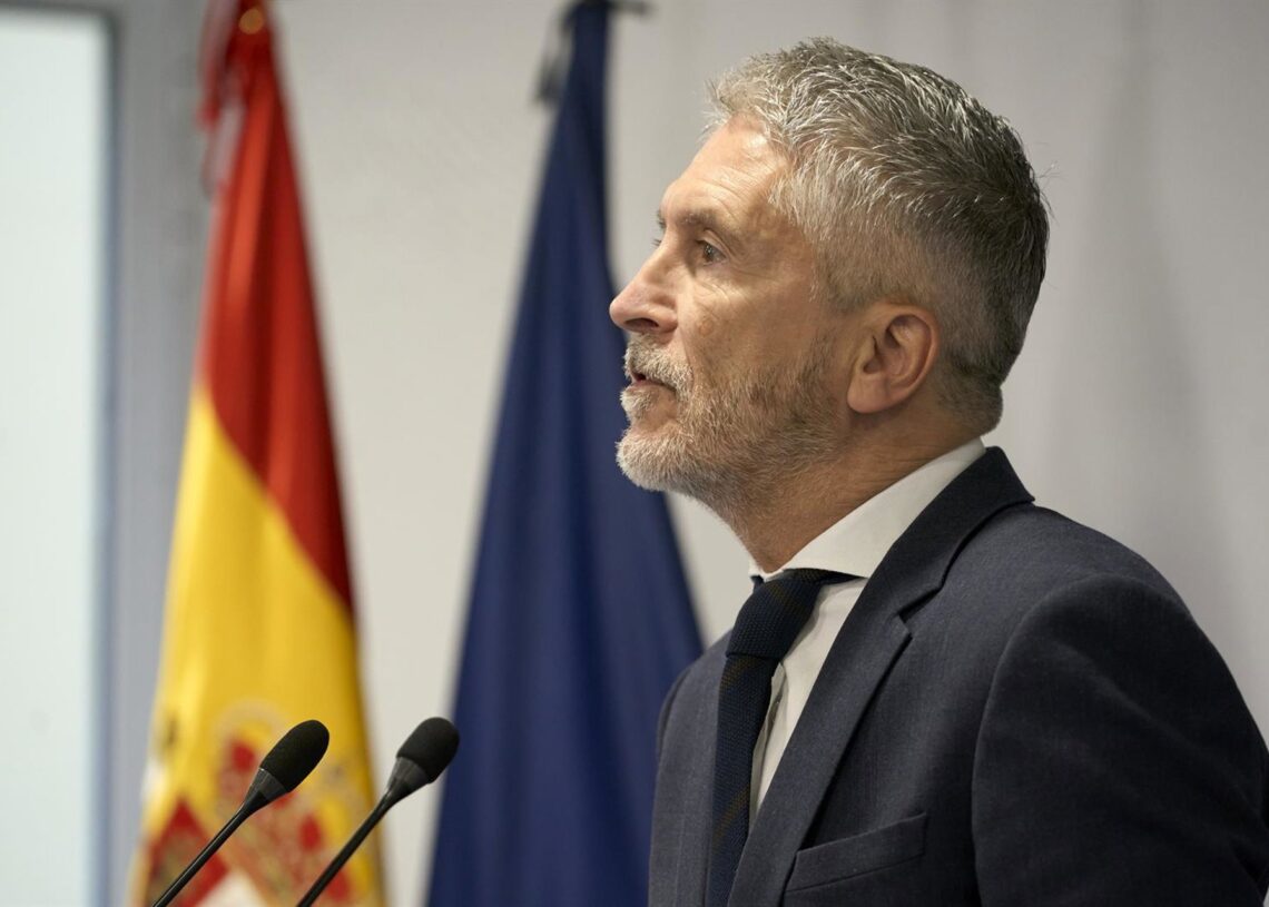 El ministro del Interior, Fernando Grande-Marlaska, inaugura las nuevas instalaciones de la Comisaría Provincial de Policía Nacional, a 23 de octubre de 2025, en Álava, Vitoria-Gasteiz, País Vasco (España). La comisaría se inaugura tras una reforma integrCarlos González - Europa Press