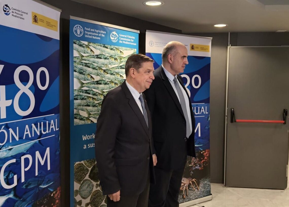El ministro de Agricultura, Pesca y Alimentación, Luis Planas, en la inauguración de la 48 reunión de la Comisión General de Pesca para el Mediterráneo y Mar Negro (CGPM) de la Organización de las Naciones Unidas que se celebra en Málaga.EUROPA PRESS