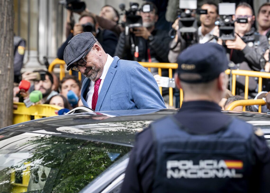 El exasesor ministerial Koldo García a su llegada al Tribunal SupremoA. Pérez Meca - Europa Press