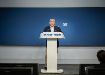 Archivo - El secretario general del Partido Popular, Miguel Tellado, ofrece una rueda de prensa en la sede del PP, a 4 de octubre de 2025, en Madrid (España).Alejandro Martínez Vélez - Europa Press - Archivo