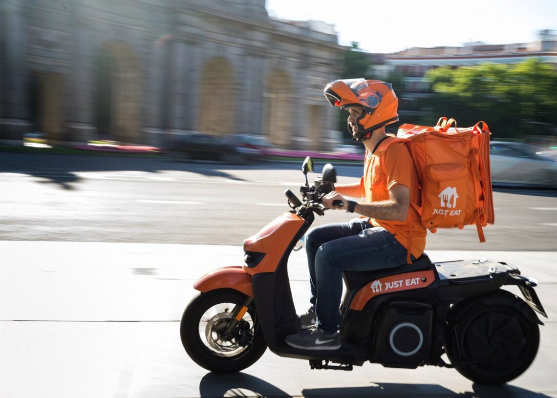 Repartidor de Just EatJUST EAT