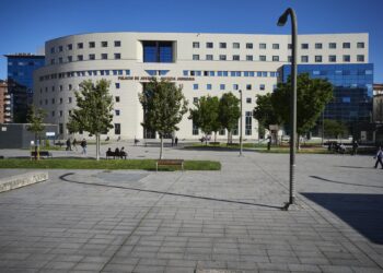 Archivo - Fachada del Palacio de JusticiaEduardo Sanz - Europa Press - Archivo