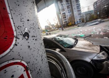 Imagen de archivo de una gasolinera en Sumi, Ucrania, golpeada por un dron ruso.Europa Press/Contacto/Francisco Richart