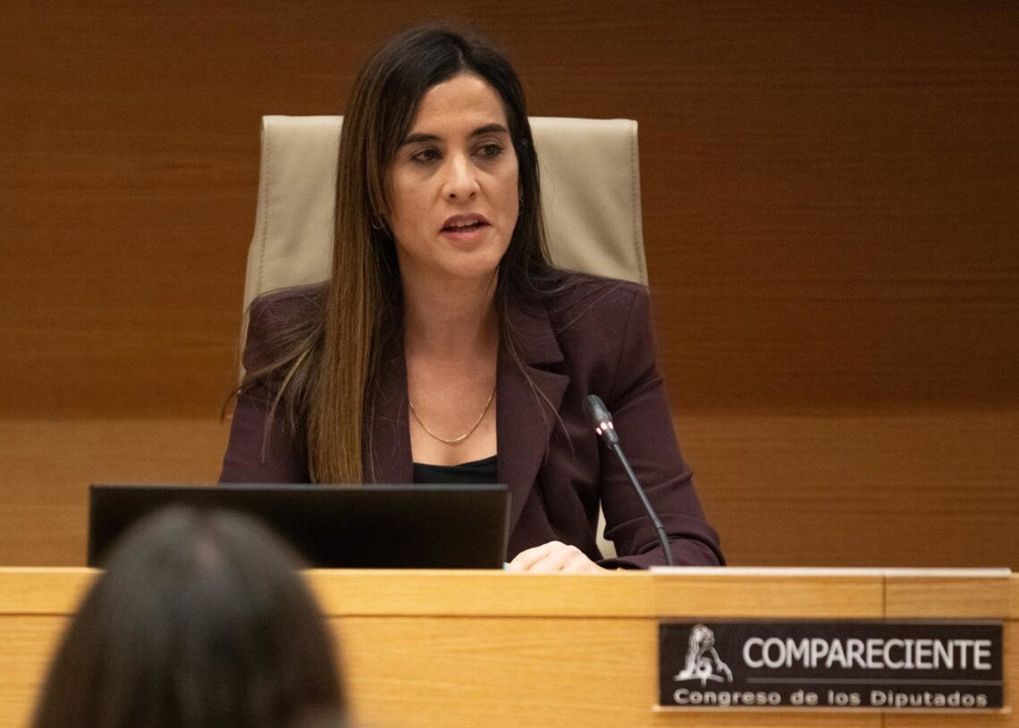 Elisabeth González Peralta durante la Comisión de Investigación de la dana, en el Congreso de los Diputados.Fernando Sánchez - Europa Press