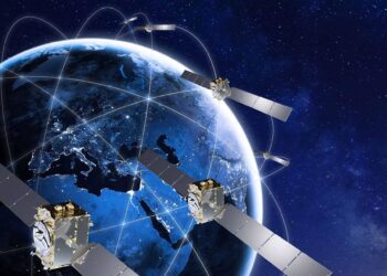 Archivo - Simulación de satélites en el espacio alrededor de la tierraTHALES ALENIA SPACE - Archivo