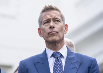 El secretario de Transporte de EEUU, Sean DuffyEuropa Press/Contacto/Aaron Schwartz - Pool via CN