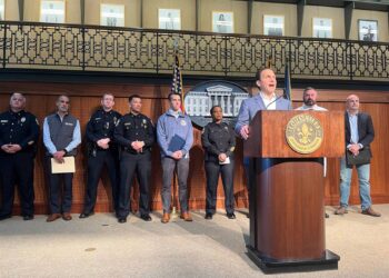 Archivo - El alcalde de Louisville, Craig Greenberg, en una imagen de archivoEuropa Press/Contacto/Tessa Duvall - Archivo