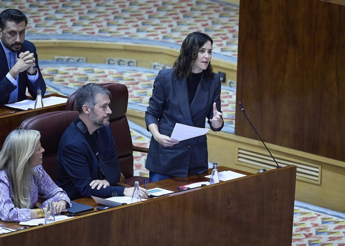 La presidenta de la Comunidad de Madrid, Isabel Díaz Ayuso, durante un pleno en la Asamblea de MadridJesús Hellín - Europa Press