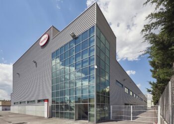 Archivo - Instalaciones de HenkelHENKEL - Archivo