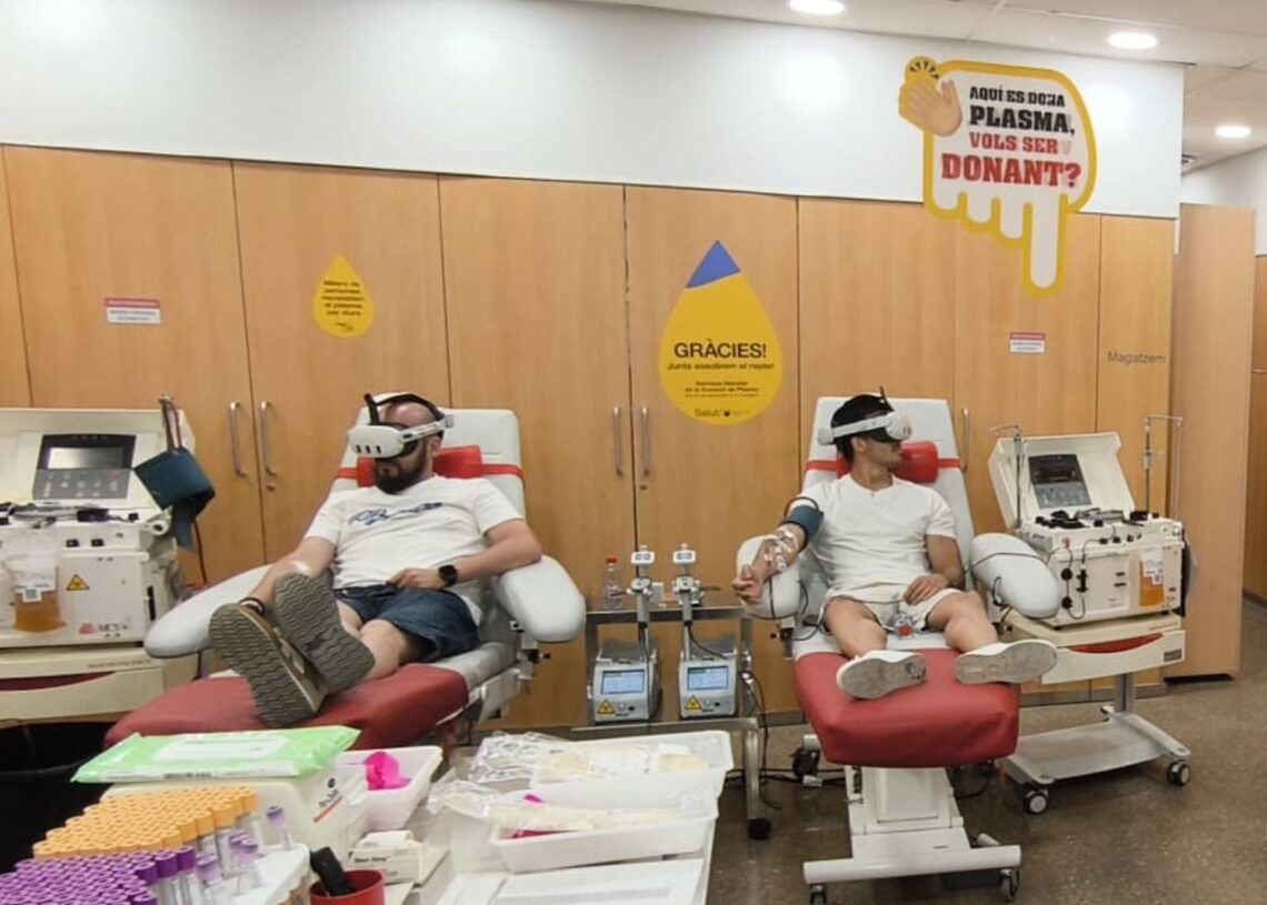 Donantes del Banc de Sang i Teixits con el HealthPro VR.HEALTHTECH INNOVATIONS