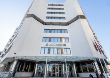 Archivo - Puerta de entrada de la Sede General de los Juzgados en Plaza de CastillaRicardo Rubio - Europa Press - Archivo