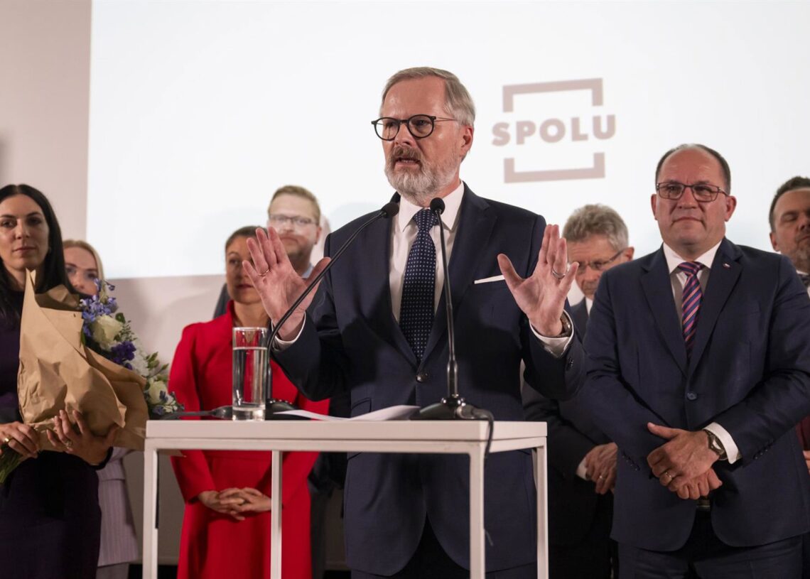 Archivo - Petr Fiala, primer ministro saliente de República Checa.Deml Ondej/CTK/dpa - Archivo