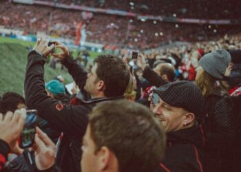 VB Group lanza sus paquetes de experiencias para viajar al Mundial de Fútbol 2026 y al de Rugby 2027.VB GROUP