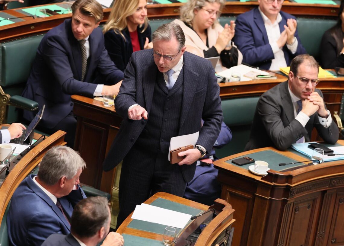 El primer ministro de Bélgica, Bart de Wever, en su comparecencia ante la Cámara.Benoit Doppagne / Zuma Press / ContactoPhoto