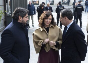 Archivo - El presidente de la Región de Murcia, Fernando López Miras; la presidenta de la Comunidad de Madrid, Isabel Díaz Ayuso, y el presidente de la Junta de Andalucía, Juanma MorenoAlberto Ortega - Europa Press - Archivo