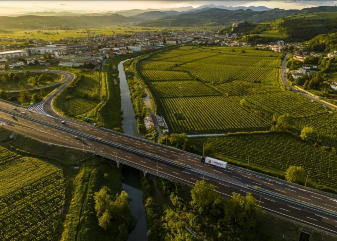 Archivo - Autopista de AbertisABERTIS - Archivo