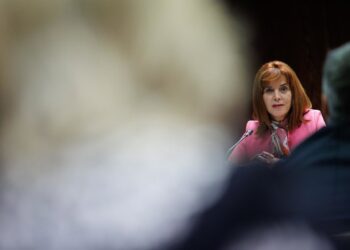 Archivo - La exconsejera de Sanidad del Gobierno de Canarias María Teresa Cruz OvalAlejandro Martínez Vélez - Europa Press - Archivo