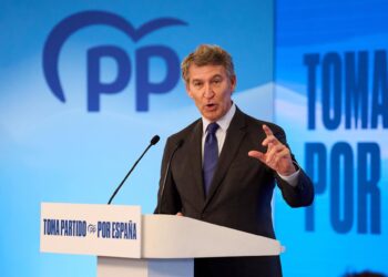 El presidente del Partido Popular, Alberto Núñez Fejióo, interviene durante la presentación del Plan Nacional de Autónomos, en el Edificio Bisalia del PCTCAN, a 5 de noviembre de 2025, en Santander, Cantabria (España). El plan propone que los nuevos autónJuanma Serrano - Europa Press