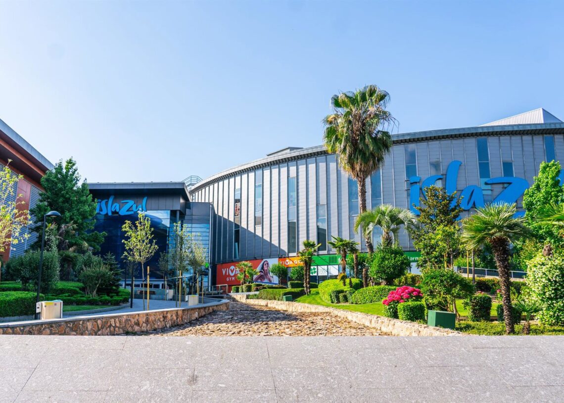 Centro comercial IslazulCUSHMAN & WAKEFIELD