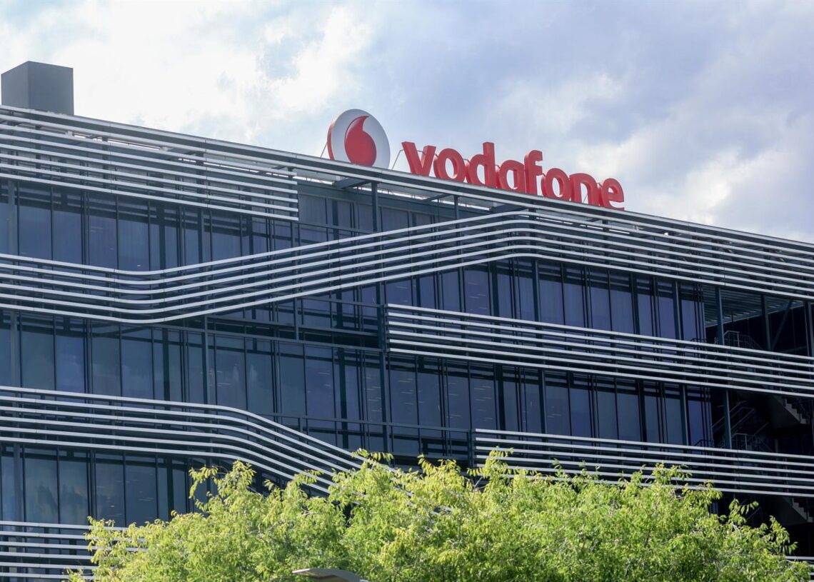 Archivo - Fachada de la sede de Vodafone en Madrid, a 12 de junio de 2024, en Madrid (España).Ricardo Rubio - Europa Press - Archivo