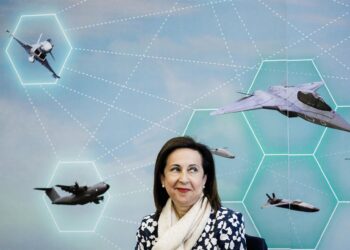 Archivo - La ministra de Defensa, Margarita Robles, ien una imagen de archivo Carlos Luján - Europa Press - Archivo