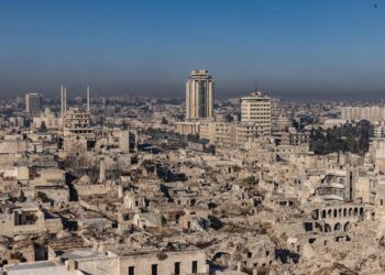 Archivo - Vista general de la ciudad siria de Alepo tras su toma por parte de rebeldes y yihadistas en una ofensiva lanzada el 27 de noviembre y encabezada por Hayat Tahrir al Sham (HTS)Anas Alkharboutli/dpa - Archivo