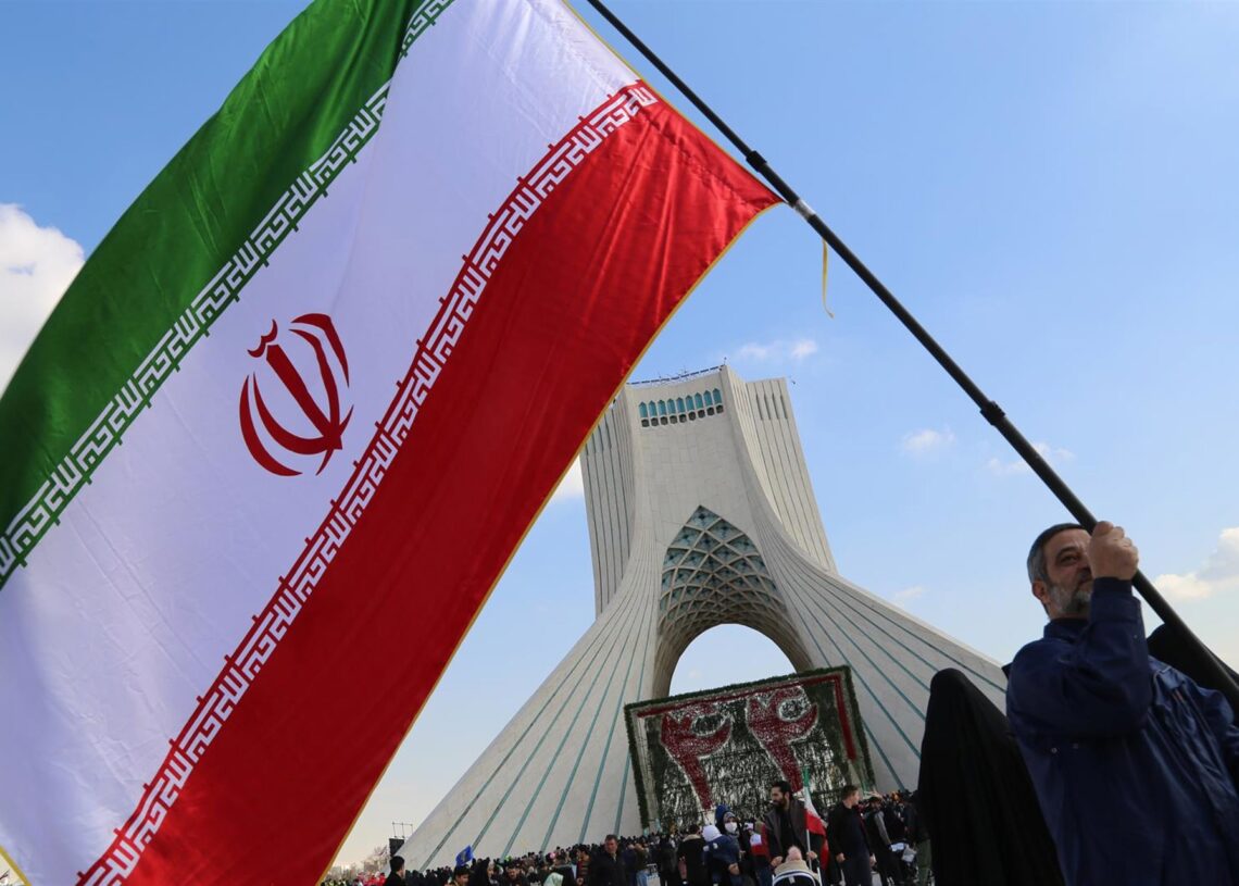 Archivo - Una bandera de Irán en Teherán (Archivo)ROUZBEH FOULADI / ZUMA PRESS / CONTACTOPHOTO