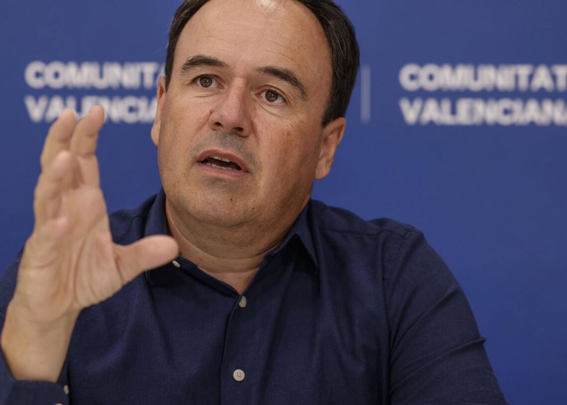 Archivo - Imagen de archivo del síndic del PP en Les Corts, Juan Francisco Pérez Llorca.Rober Solsona - Europa Press - Archivo