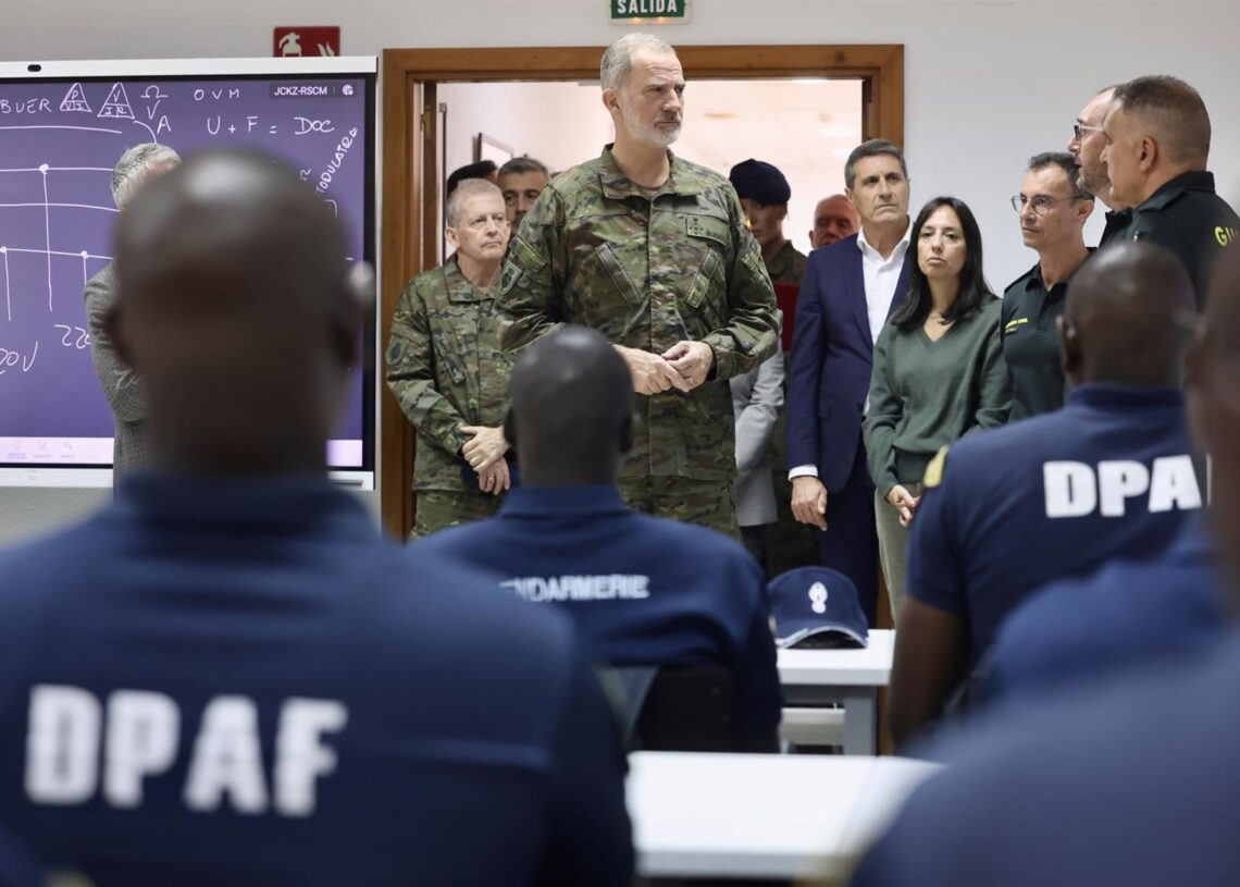 El rey Felipe VI visita este viernes en Cádiz la Unidad de Formación y Doctrina del Servicio Marítimo de la Guardia Civil. A 7 de noviembre de 2025, en Cádiz (Andalucía, España).Nacho Frade - Europa Press